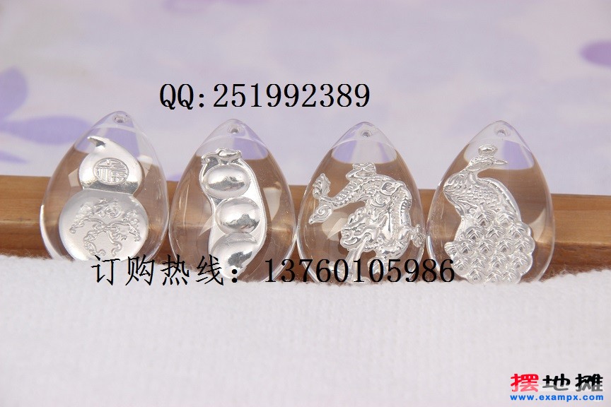 银色吊坠.jpg
